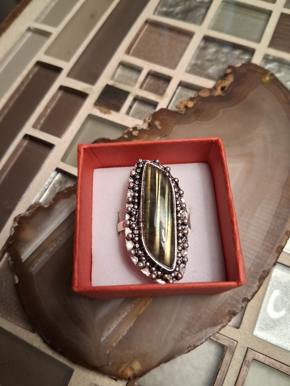 Artisan Green Labradorite Marquise Ring with Beaded Silver Accents